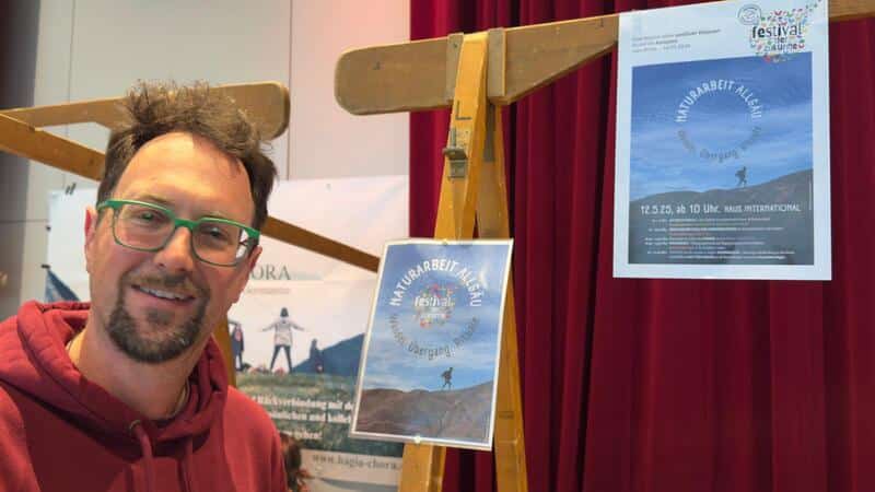Bastian Bißwanger beim Festival der Zukünfte 2026 am Stand von Naturarbeit Allgäu